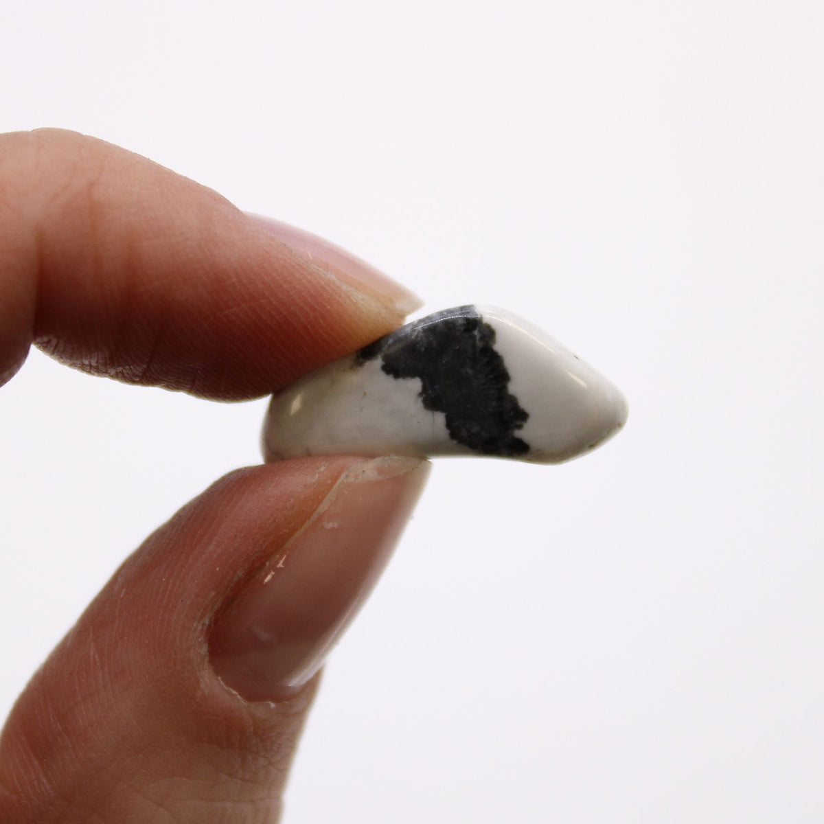 Small Tumble Stones - White Howlite - Magnesite