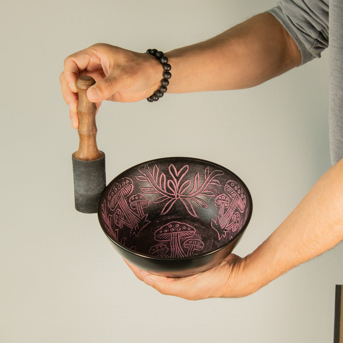 Aluminum Singing Bowl - Magic Mushroom - Pink