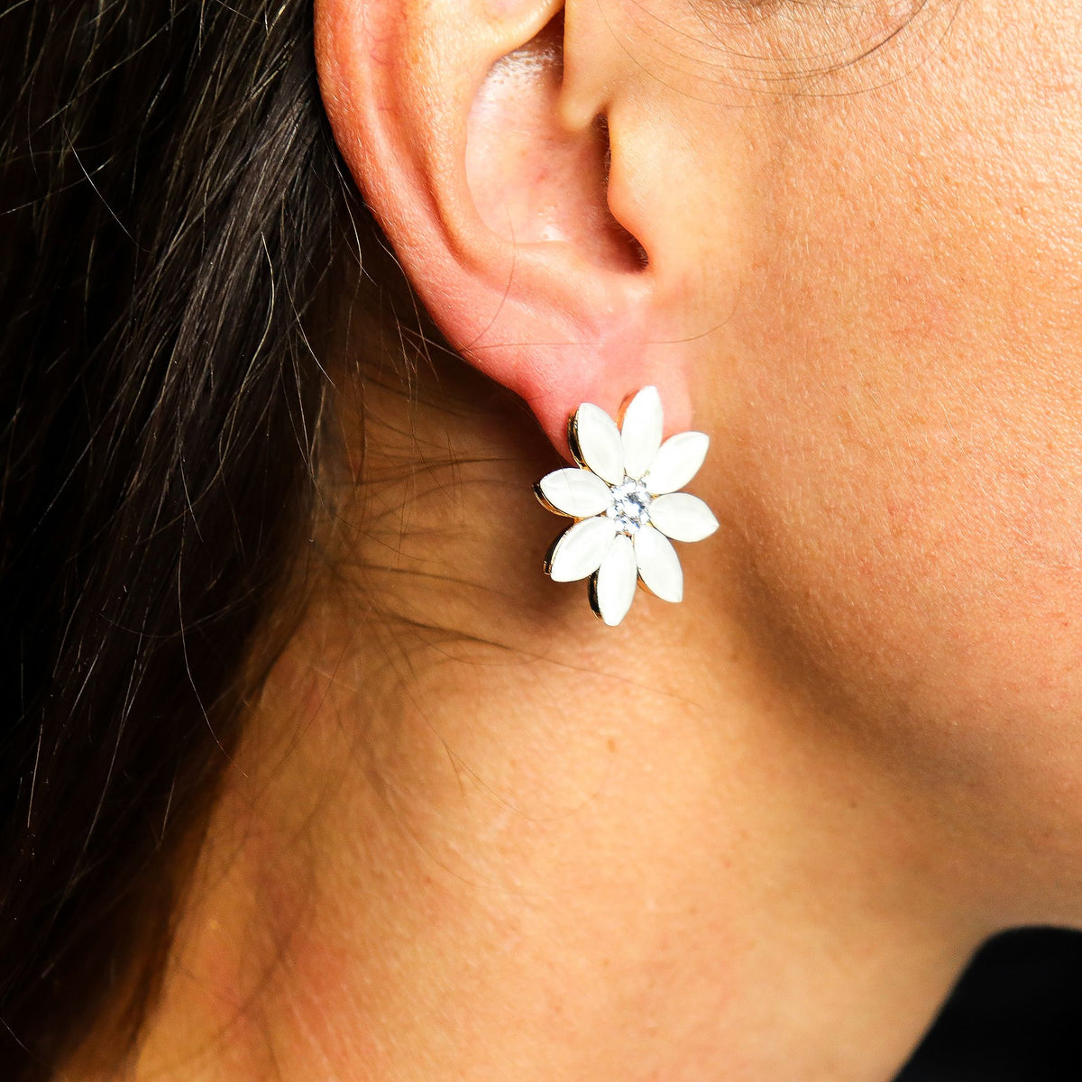 Pearl Vintage Glass Flower Earrings