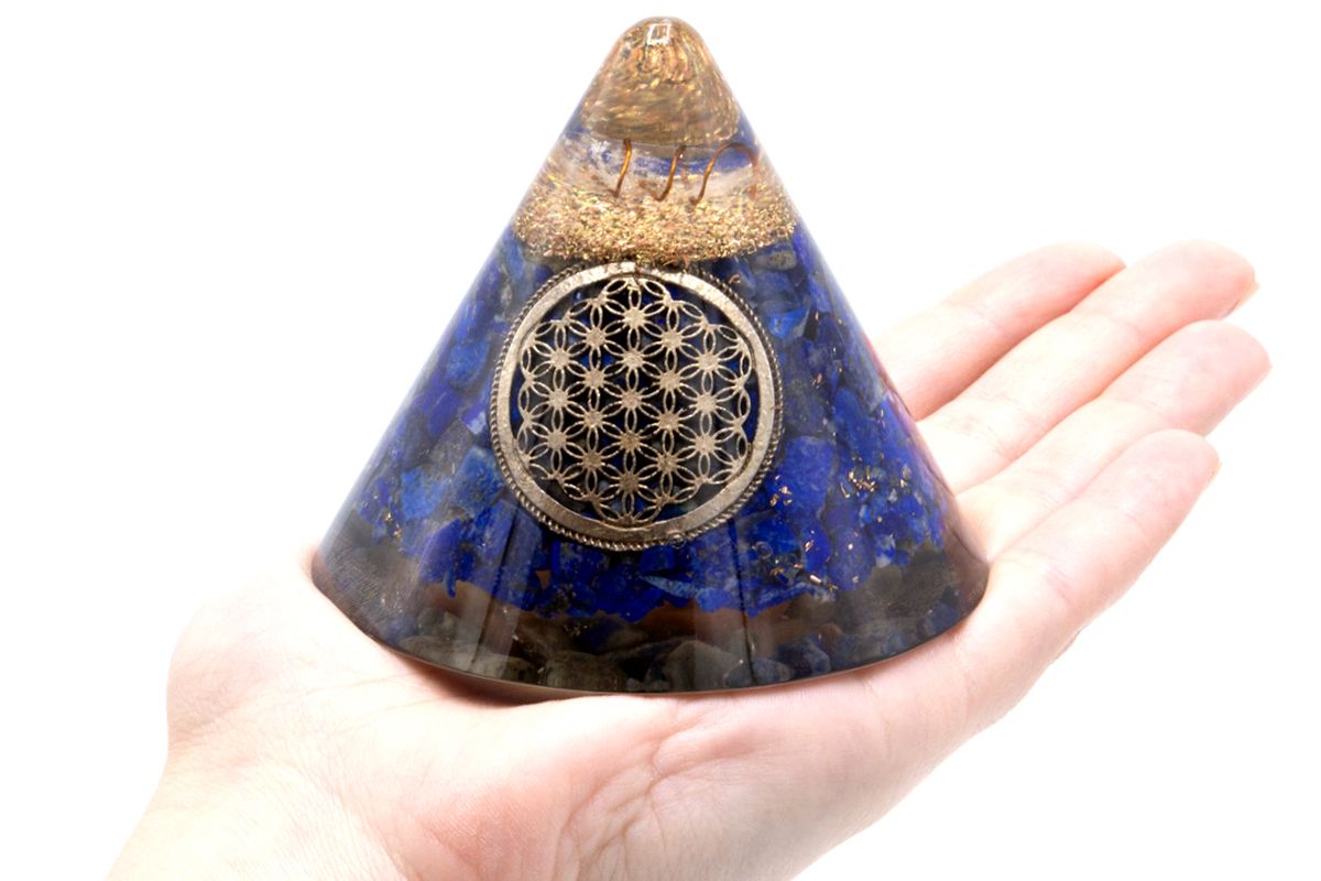 Orgonite Cone - Lapis Flower of Life - Suspended Quartz