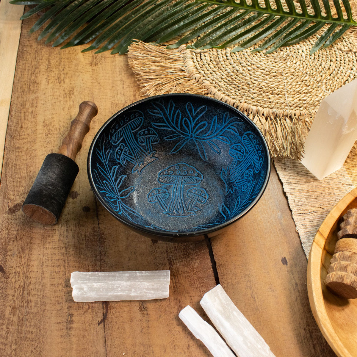 Aluminum Singing Bowl - Magic Mushroom - Blue