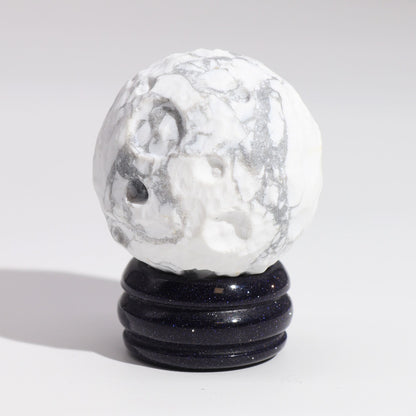 White Howlite Planet - Moon