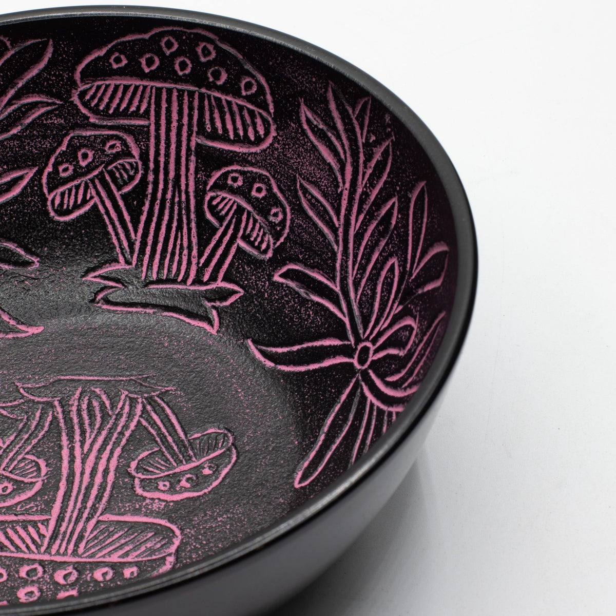 Aluminum Singing Bowl - Magic Mushroom - Pink