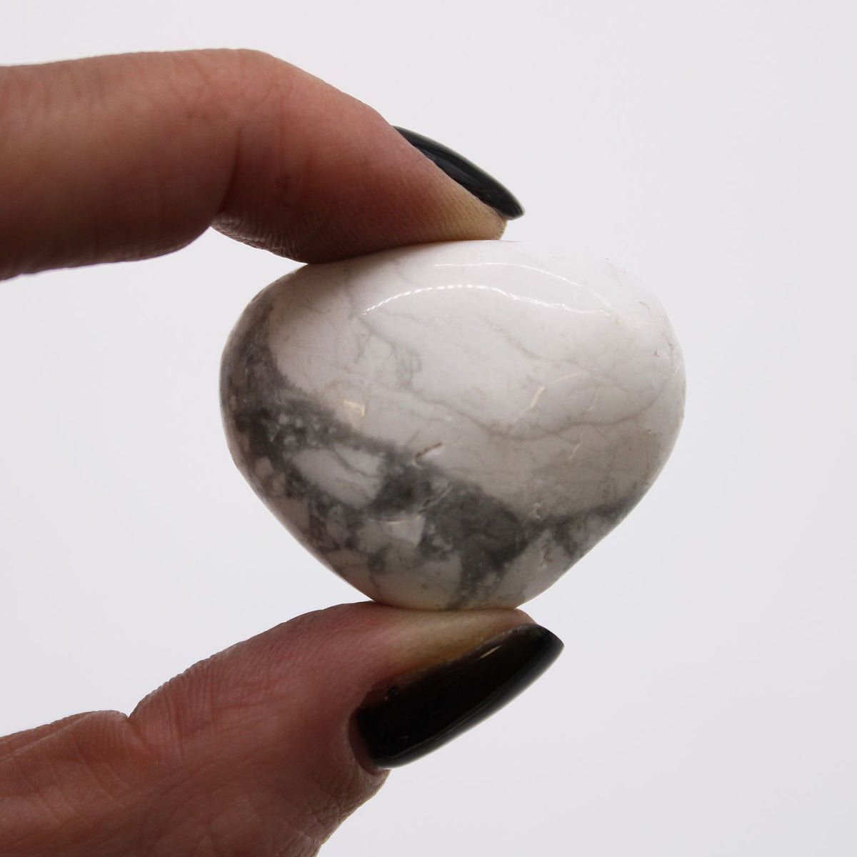 Medium Tumble Stones - White Howlite - Magnesite