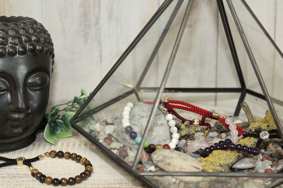 Charcoal String Bracelet - Dalmatian Jasper
